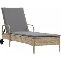 Syfax Ligbed met wielen en kussen poly rattan beige