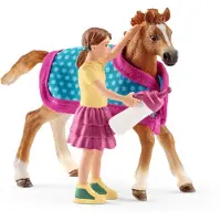 Schleich HORSE CLUB - Veulen met deken - Speelfiguur - Kinderspeelgoed voor Jongens en Meisjes - 5 tot 12 jaar - 42361