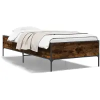 vidaXL Bedframe bewerkt hout en metaal gerookt eikenkleurig 90x200 cm
