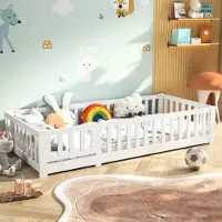 ProximaX kinderbed, 90x200 cm, kinderbed met valbeveiliging, inclusief lattenbodem, Montessori vloerbed voor jongens en meisjes, gemaakt van massief grenenhout, wit gelakt, bedframe