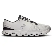 ON Loopschoen 'CloudX 4' ivoor / grijs / zwart