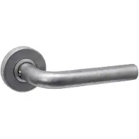 Intersteel Achterdeurbeslag Luzern rond RVS getrommeld
