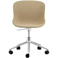 Normann Copenhagen Hyg Draaistoel 5w Gestoffeerd Main Line Flax Aluminium / Zand - Stoelen Wol Sand - 604006-MLF20