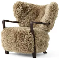 &tradition Wulff Lounge Chair ATD2 fauteuil Geolied walnoot-Sheepskin honey
