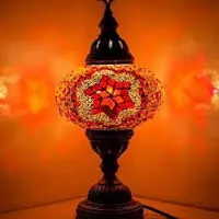 Halay Turkse tafellamp met een 13 cm grote, oranje mozaïekbol – Handgemaakte, oosterse lamp voor sfeervol licht