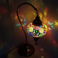 Halay Marokkaanse Lamp - tafellamp met bronzen basis en glazen kap - hoogte 43 cm - multicolor design