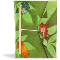 Ancient Wisdom Lokta Notitieboek met Bloemenprint – Groot (21x15cm) – 45 bladzijden – Inclusief bladwijzer – Mosgroen