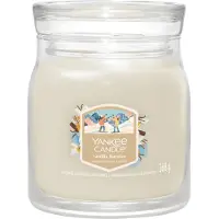 Yankee candle vanilla flurries signature medium jar