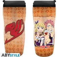 Abystyle Fairy Tail reismok (travel mug) met Lucy, Natsu en het embleem (350 ml)