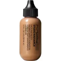 MAC Studio Face en Body Radiant Sheer Foundation 50 ml - Verschillende Tinten - C5