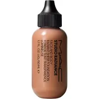 MAC Studio Radiance Face And Body Radiant Sheer Foundation 50 ml - W4