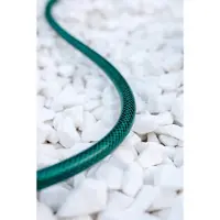 Markenlos Flexibele tuinslang ECONOMIC, 3-laags. Materiaal: polyester - kruisweefsel. UV-bestendig. Diameter: 1/2 inch. Lengte: 30 meter. Kleur: groen