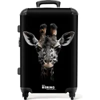 NoBoringSuitcases.com - Koffer groot - Rolkoffer lichtgewicht - Giraffe close-up met zwarte achtergrond - Reiskoffer met 4 wielen - Grote trolley XL - 20 kg bagage