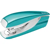 Leitz WOW NeXXt Nietmachine - Nietcapaciteit Van 30 Vel - Inclusief Nietjes - Ideaal Voor Thuiskantoor - Ijsblauw