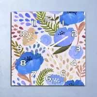 Coloray Wandklok - Een weide vol wilde bloemen Glazen Wandklok - 30x30 cm - Blauw Wandklok - Wandklok Vierkant - Wandklok Scandinavisch - Wandklokken Woonkamer - Stille Wandklok