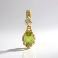 Cavill - Zilveren hanger 925 Sterling met vergulde afwerking - Ovale Madagaskar Sfeen 0,59 ct met 27 Cambodja zirkonen - Elegant dames sieraad