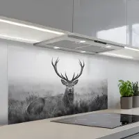KitchenYeah Spatscherm 120x60 cm - Zelfklevende achterwand Hert - Mistig - Zwart - Wit - Keuken muurbeschermer - Spatwand fornuis