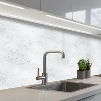 KitchenYeah Keuken achterwand 150x80 cm - Spatscherm zelfklevend Lichtgrijs - Betonstructuur - Subtiel - Muurbeschermer - Spatwand fornuis