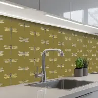 KitchenYeah Keuken achterwand 500x60 cm - Spatscherm zelfklevend Libellen - Patroon - Groen - Muurbeschermer - Spatwand fornuis