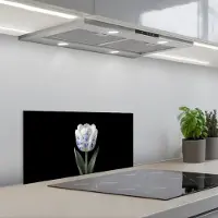 KitchenYeah Spatscherm 60x30 cm - Zelfklevende achterwand Tulp - Patroon - Blauw - Keuken muurbeschermer - Spatwand fornuis