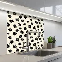 KitchenYeah Keuken achterwand 80x80 cm - Spatscherm zelfklevend Madeliefjes - Grafisch - Zwart - Beige - Muurbeschermer - Spatwand fornuis