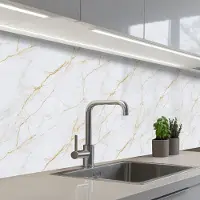 KitchenYeah Keuken achterwand 200x60 cm - Spatscherm zelfklevend Wit - Marmer print - Goud - Luxueus - Muurbeschermer - Spatwand fornuis