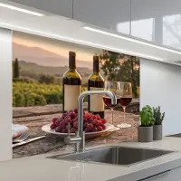 KitchenYeah Keuken achterwand 100x80 cm - Spatscherm zelfklevend Wijn - Glazen - Druiven - Wijngaard - Muurbeschermer - Spatwand fornuis