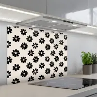 KitchenYeah Spatscherm 90x70 cm - Zelfklevende achterwand Grafisch - Madeliefjes - Zwart - Beige - Keuken muurbeschermer - Spatwand fornuis