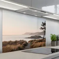 KitchenYeah Spatscherm 120x80 cm - Zelfklevende achterwand Landschap - Kust - Duinen - Keuken muurbeschermer - Spatwand fornuis