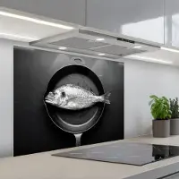 KitchenYeah Spatscherm 90x70 cm - Zelfklevende achterwand Pan - Vis - Zwart - Wit - Keuken muurbeschermer - Spatwand fornuis