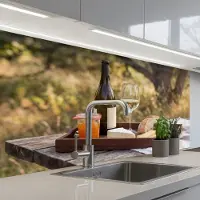 KitchenYeah Keuken achterwand 100x60 cm - Spatscherm zelfklevend Picknick - Wijn - Kaasplankje - Muurbeschermer - Spatwand fornuis