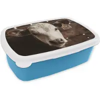 MuchoWow Broodtrommel Blauw - Lunchbox Kalf - Oormerk - Houten stal - Brooddoos 18x12x6 cm - Brood lunch box - Broodtrommels voor kinderen en volwassenen
