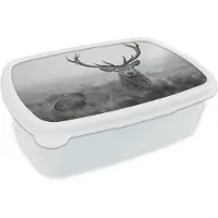 MuchoWow Broodtrommel Wit - Lunchbox Hert - Mistig - Zwart - Wit - Brooddoos 18x12x6 cm - Brood lunch box - Broodtrommels voor kinderen en volwassenen