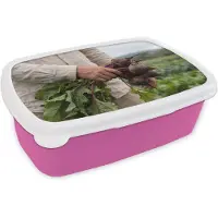 MuchoWow Broodtrommel Roze - Lunchbox Bieten - Vers - Moestuin - Brooddoos 18x12x6 cm - Brood lunch box - Broodtrommels voor kinderen en volwassenen
