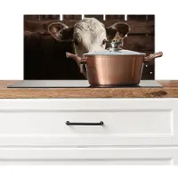 KitchenYeah Spatscherm keuken 60x30 cm - Kookplaat achterwand Kalf - Oormerk - Houten stal - Muurbeschermer - Spatwand fornuis - Hoogwaardig aluminium