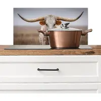 KitchenYeah Spatscherm keuken 70x30 cm - Kookplaat achterwand Longhorn - Grasveld - Dier - Muurbeschermer - Spatwand fornuis - Hoogwaardig aluminium