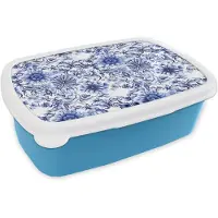 MuchoWow Broodtrommel Blauw - Lunchbox Bloemen - Blauw - Patroon - Wit - Brooddoos 18x12x6 cm - Brood lunch box - Broodtrommels voor kinderen en volwassenen
