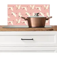 KitchenYeah Spatscherm keuken 60x30 cm - Kookplaat achterwand Modern - Kraanvogels - Roze - Muurbeschermer - Spatwand fornuis - Hoogwaardig aluminium