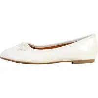 Poti Pati Ballerina's wit