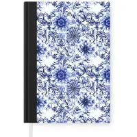 MuchoWow Notitieboek - Schrijfboek - Bloemen - Blauw - Patroon - Wit - Notitieboekje klein - A5 formaat - Schrijfblok