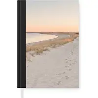 MuchoWow Notitieboek - Schrijfboek - Kustlijn - Horizon - Hek - Notitieboekje klein - A5 formaat - Schrijfblok