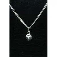 MOOYE ® - Collectie Zilveren Dobbelsteen ketting hanger - klein