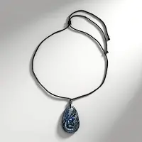 Cavill - Halsketting met Labradoriet uit Madagaskar - 925 Sterling Zilver - 100,2 ct Fancy geslepen - Verstelbare Elegante Blauwe Halssieraad