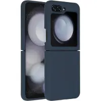 Accezz Liquid Silicone Backcover voor de Samsung Galaxy Z Flip 5 - Donkerblauw