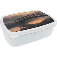 MuchoWow Broodtrommel Wit - Lunchbox Brug - Mist - Bomen - Water - Brooddoos 18x12x6 cm - Brood lunch box - Broodtrommels voor kinderen en volwassenen