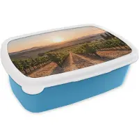 MuchoWow Broodtrommel Blauw - Lunchbox Wijngaard - Zonsondergang - Landschap - Brooddoos 18x12x6 cm - Brood lunch box - Broodtrommels voor kinderen en volwassenen