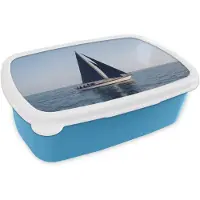 MuchoWow Broodtrommel Blauw - Lunchbox Zeilboot - Zee - Blauw - Brooddoos 18x12x6 cm - Brood lunch box - Broodtrommels voor kinderen en volwassenen