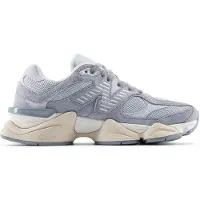 New Balance Unisex 9060 Light Arctic Grey Maat: 40 | Sneakers Outlet | Unisex | Grijs