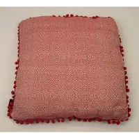 Madison sierkussen 50x50 cm Tweet red