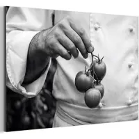 MuchoWow Aluminium schilderij 90x60 cm - Wanddecoratie metaal - Tomaten - Chef - Zwart - Wit - Metalen muurdecoratie woonkamer - Decoratie industrieel - Foto op dibond - Industriële accessoires slaapkamer